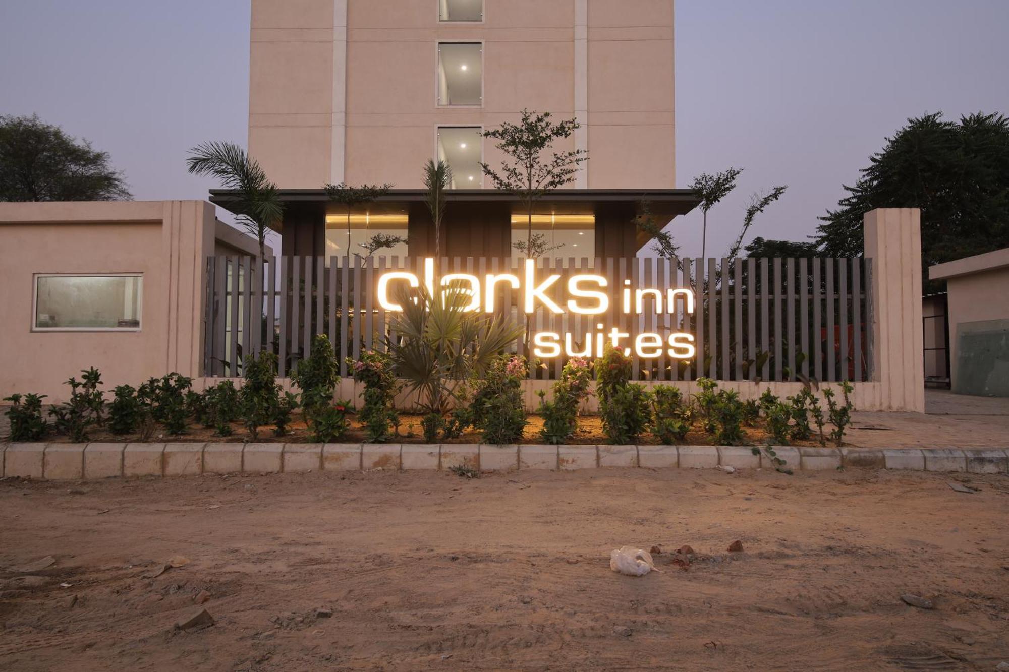 Clarks Inn Suites Dźajpur Zewnętrze zdjęcie
