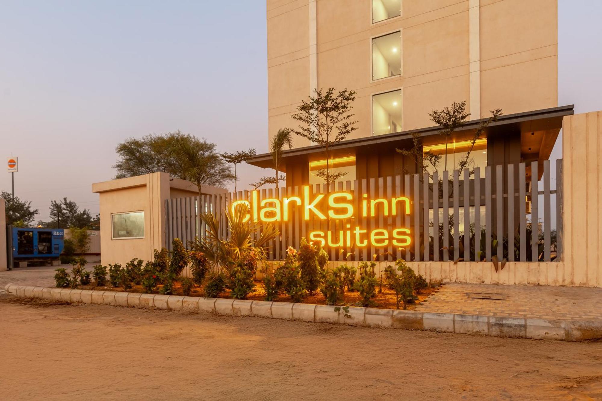 Clarks Inn Suites Dźajpur Zewnętrze zdjęcie